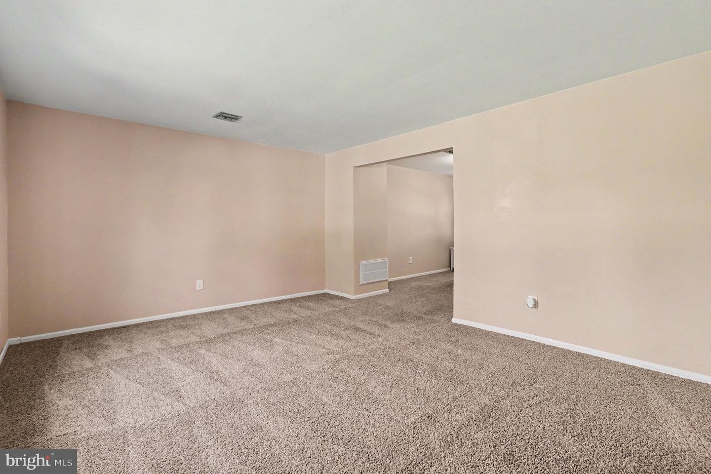 208 N Trooper Road photo 14