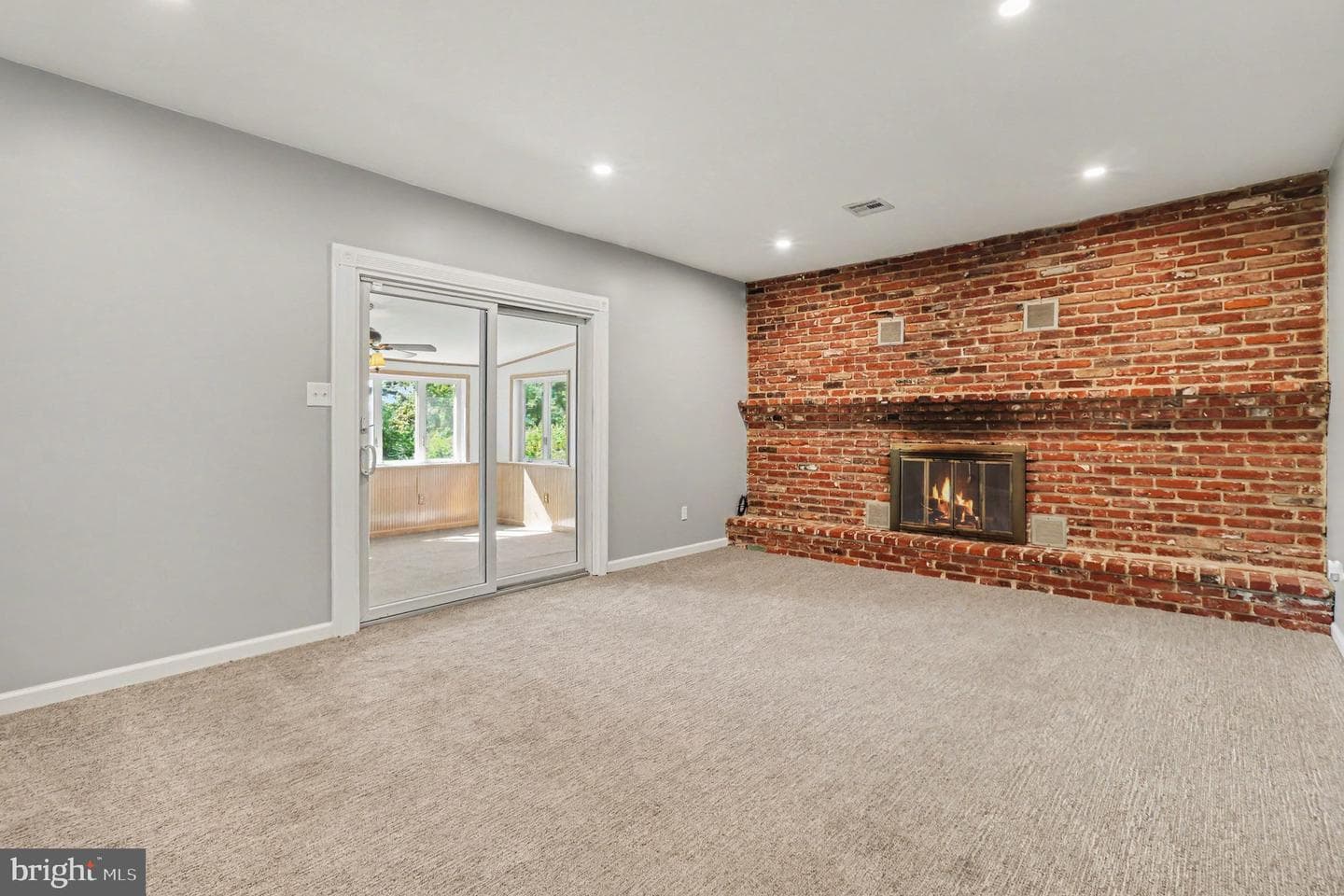 208 N Trooper Road photo 25