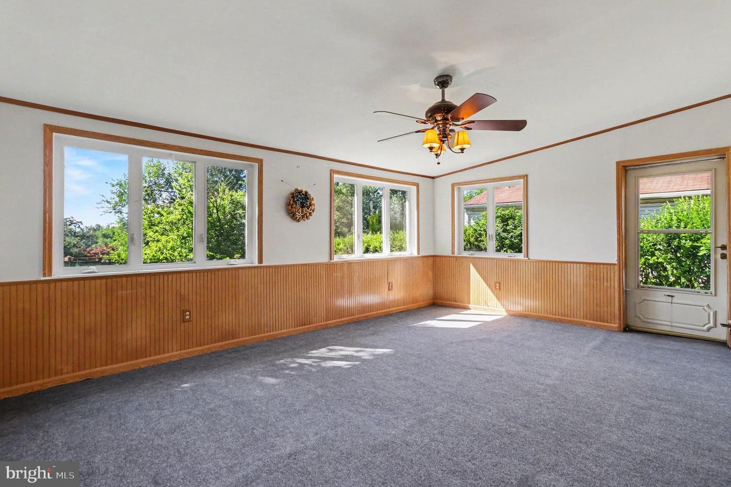 208 N Trooper Road photo 28
