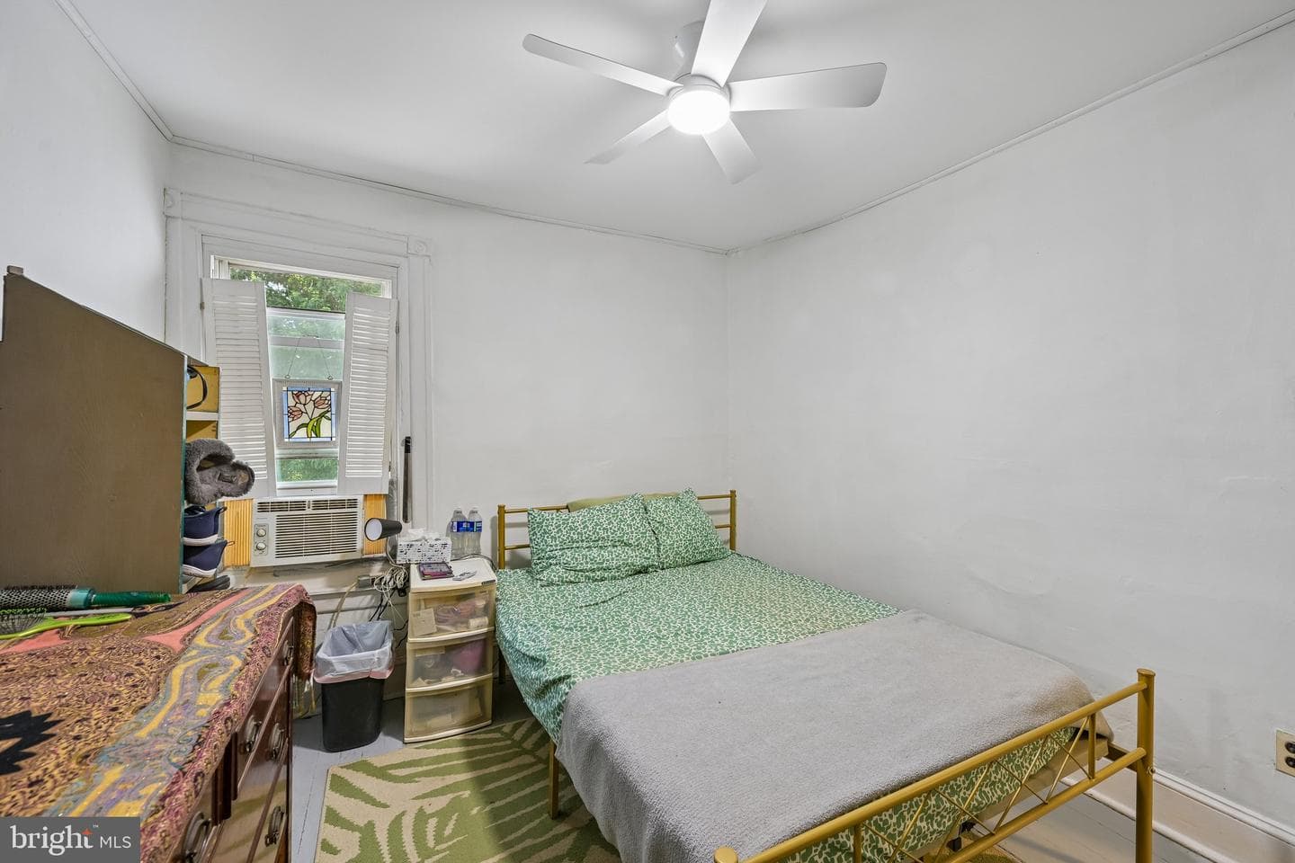 325 W Spring Avenue photo 21