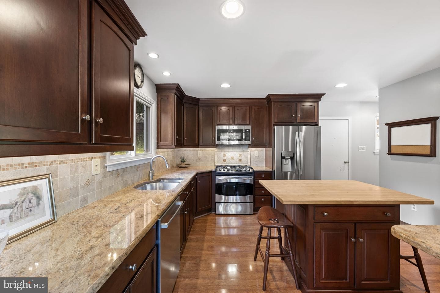 262 Lantern Lane photo 10
