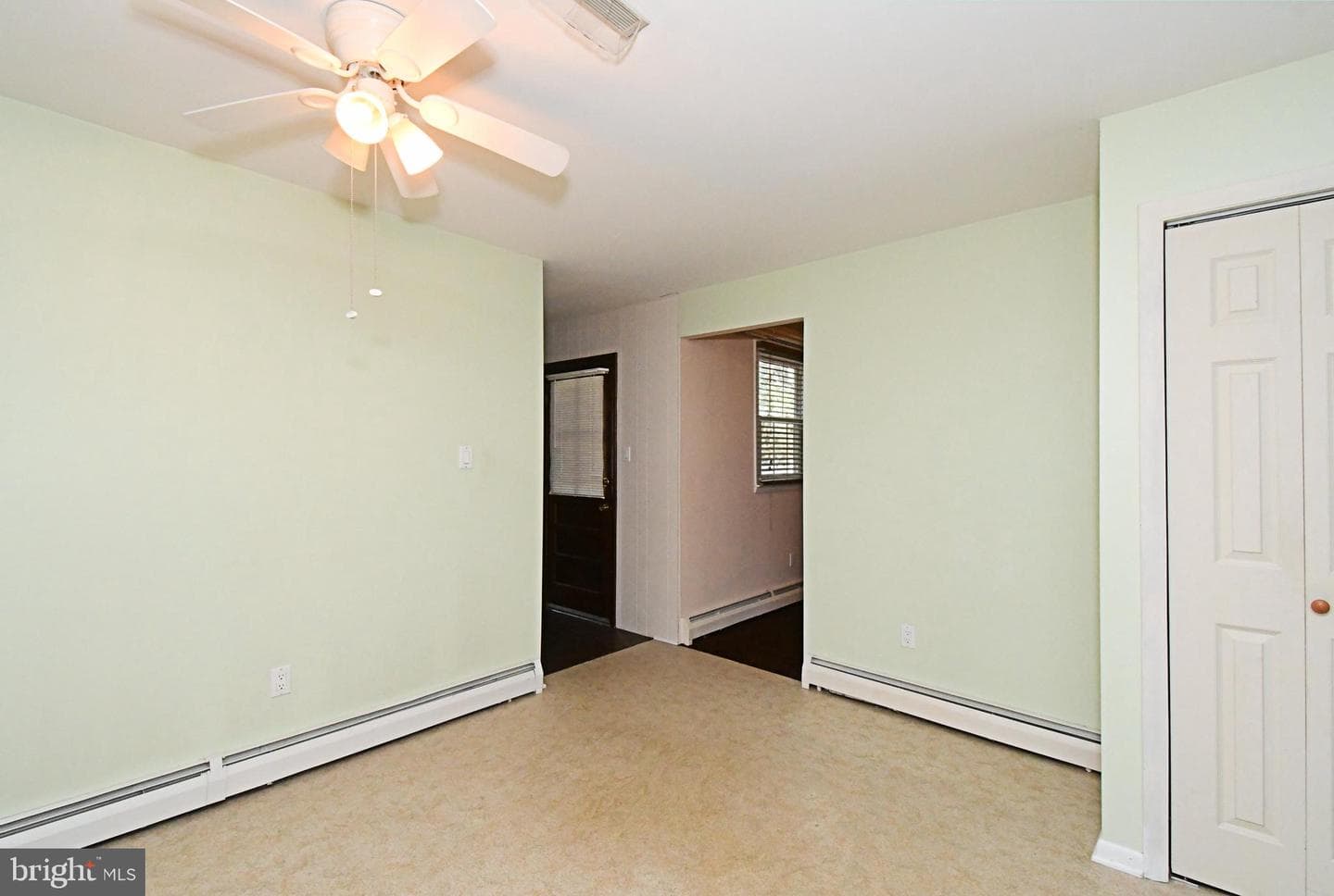 836 N Cedar Road photo 14
