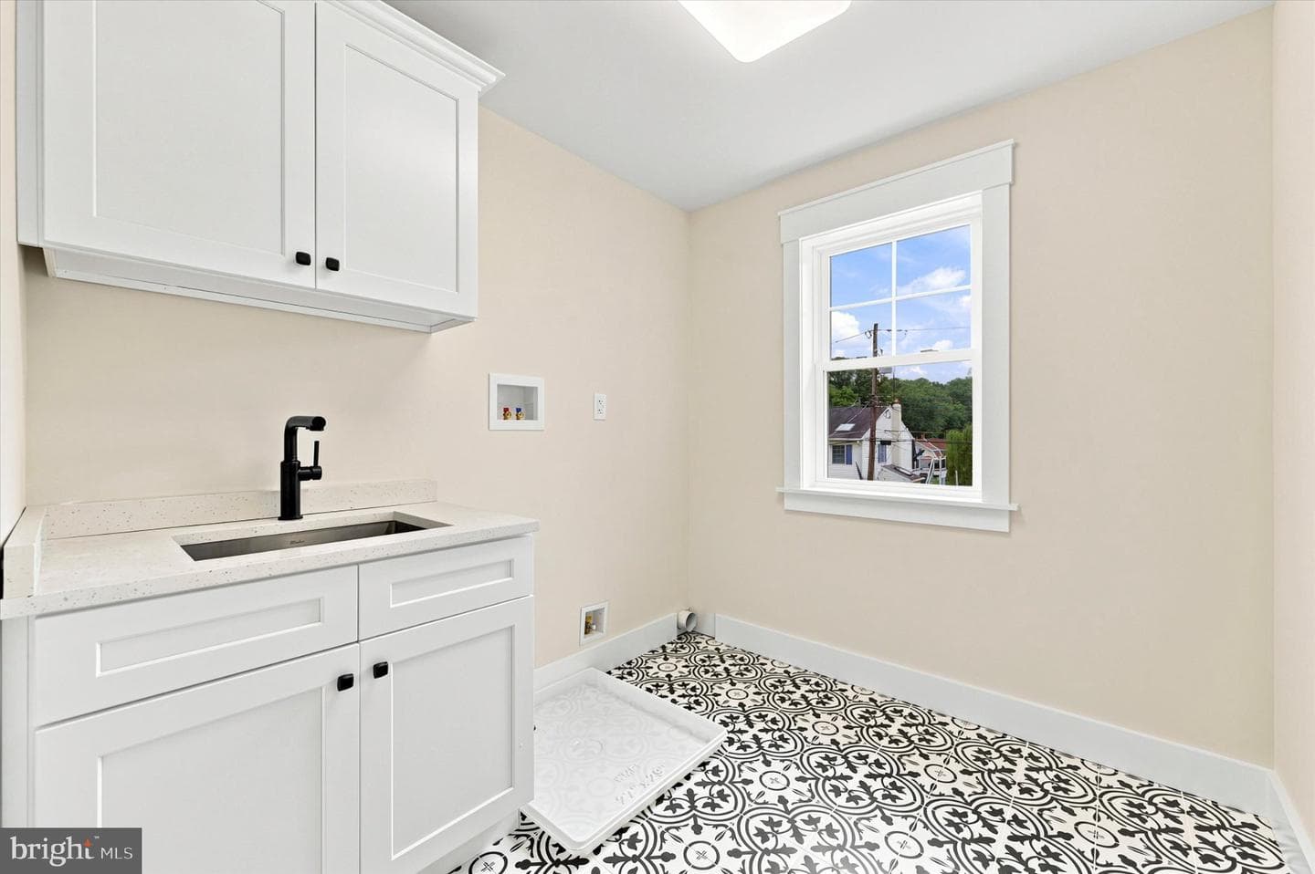826 Hamel Avenue photo 33