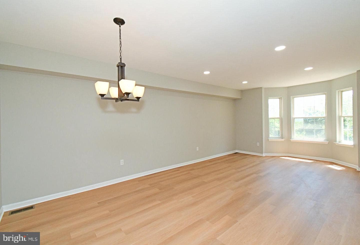 18 Norsham Way photo 14