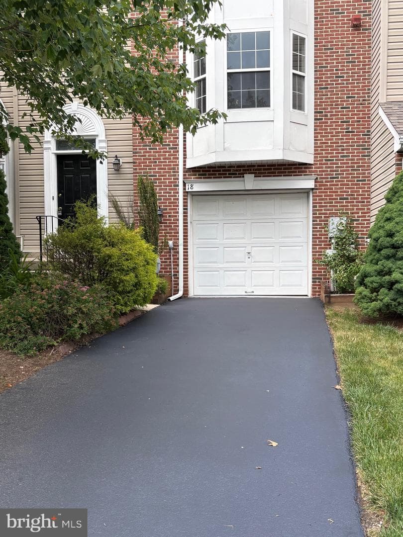 18 Norsham Way photo 3