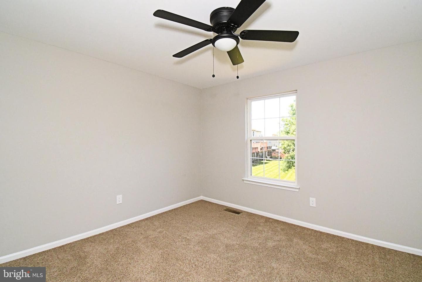 18 Norsham Way photo 36