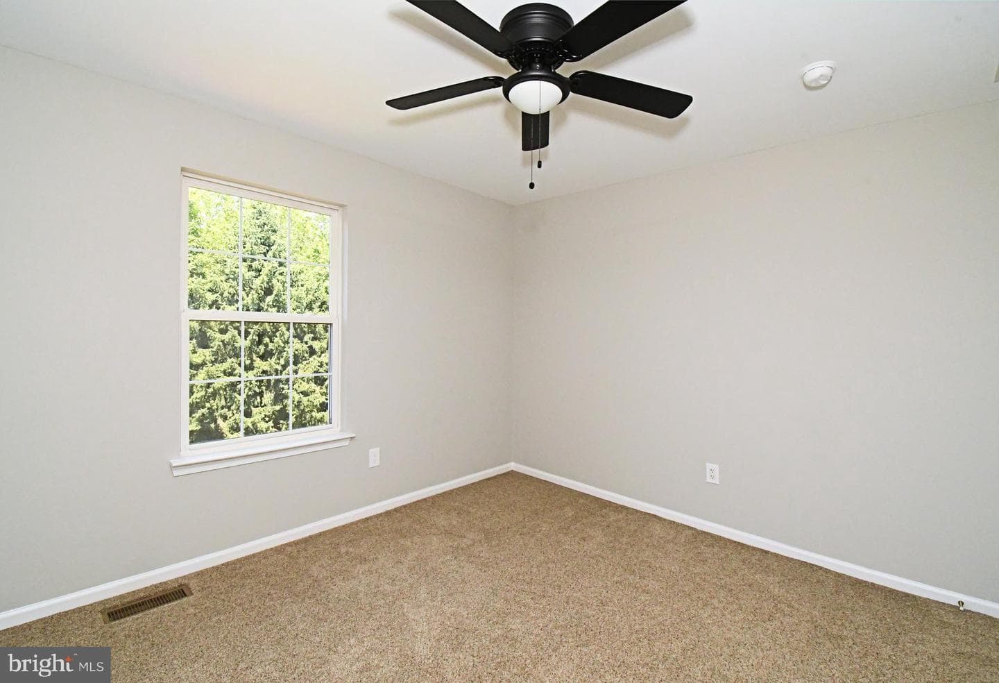 18 Norsham Way photo 37