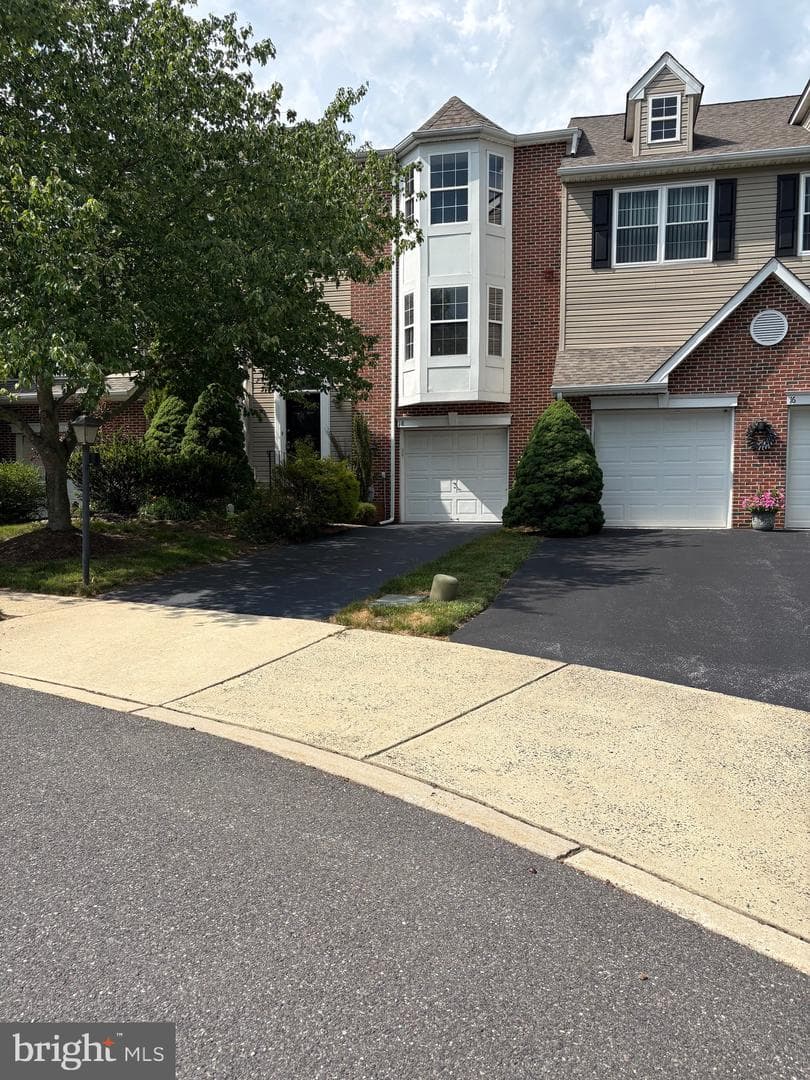 18 Norsham Way photo 4