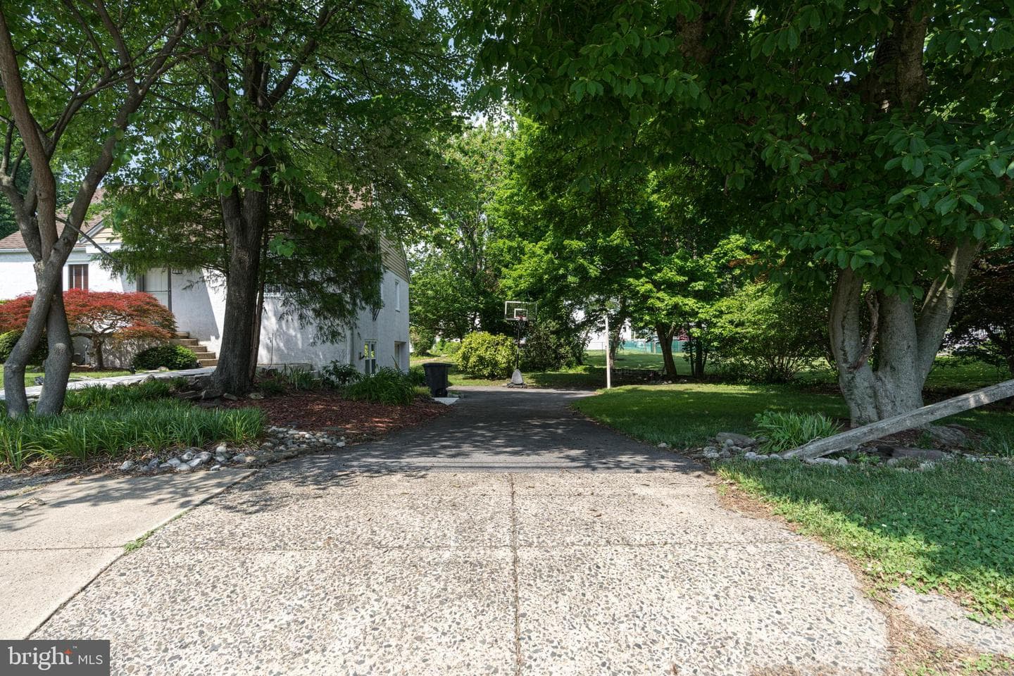 535 Beecher Avenue photo 33