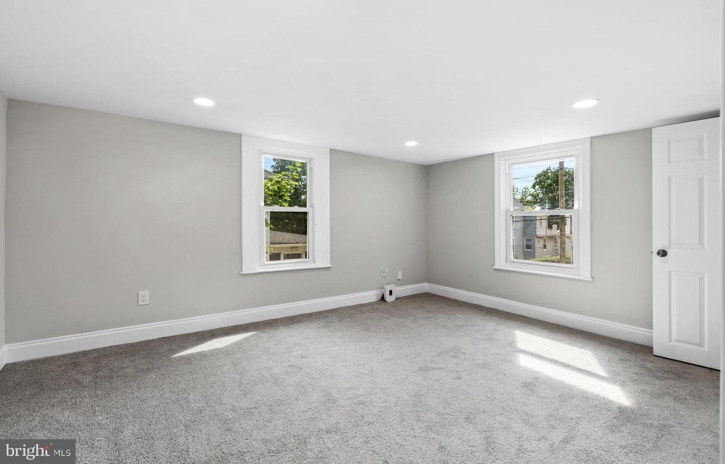 7312 Keenan Street photo 21