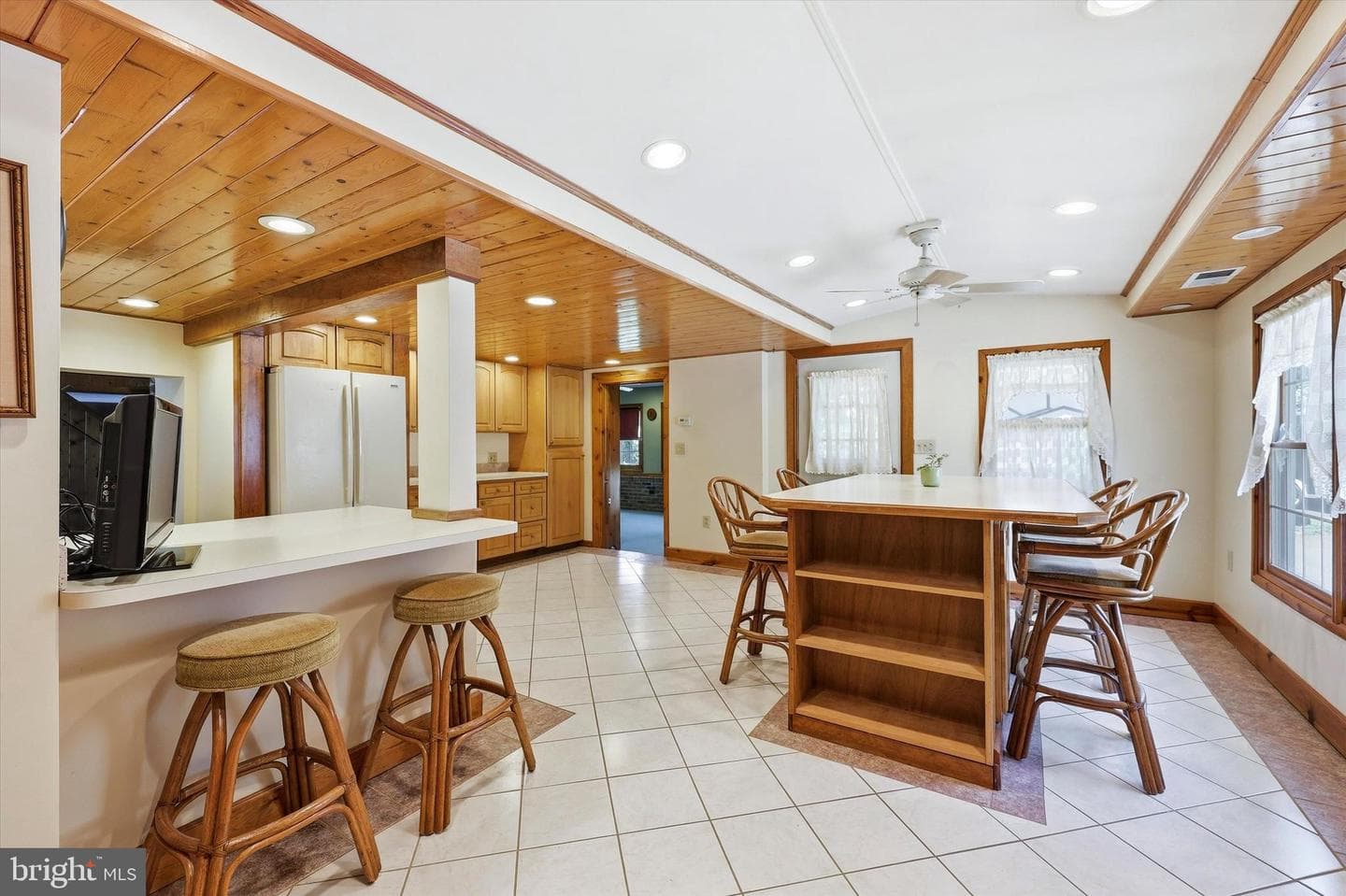 1437 Byberry Road photo 22