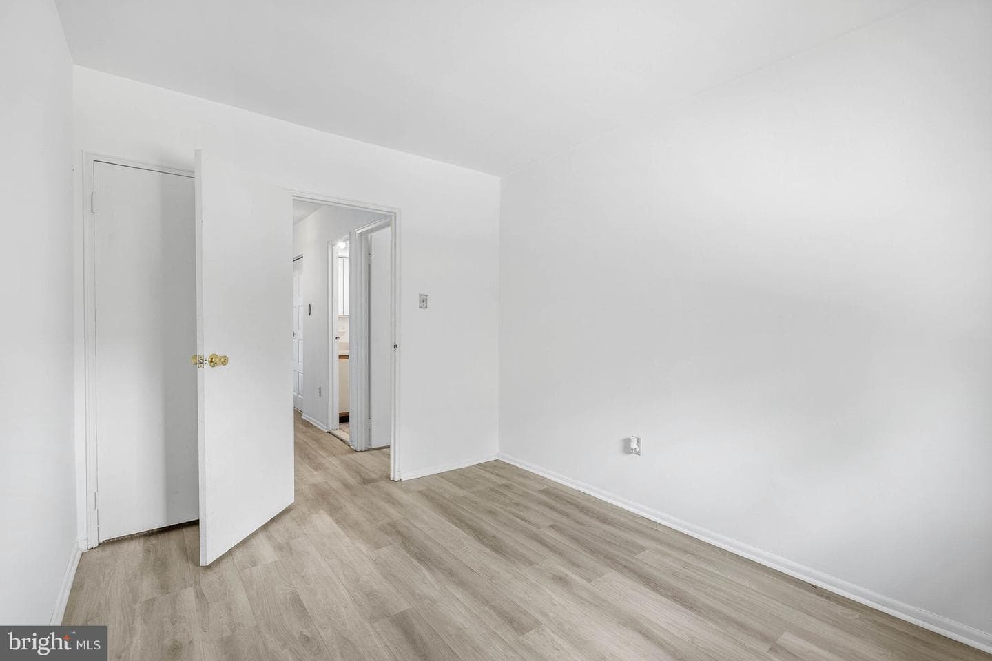 104 Hampstead Drive photo 26