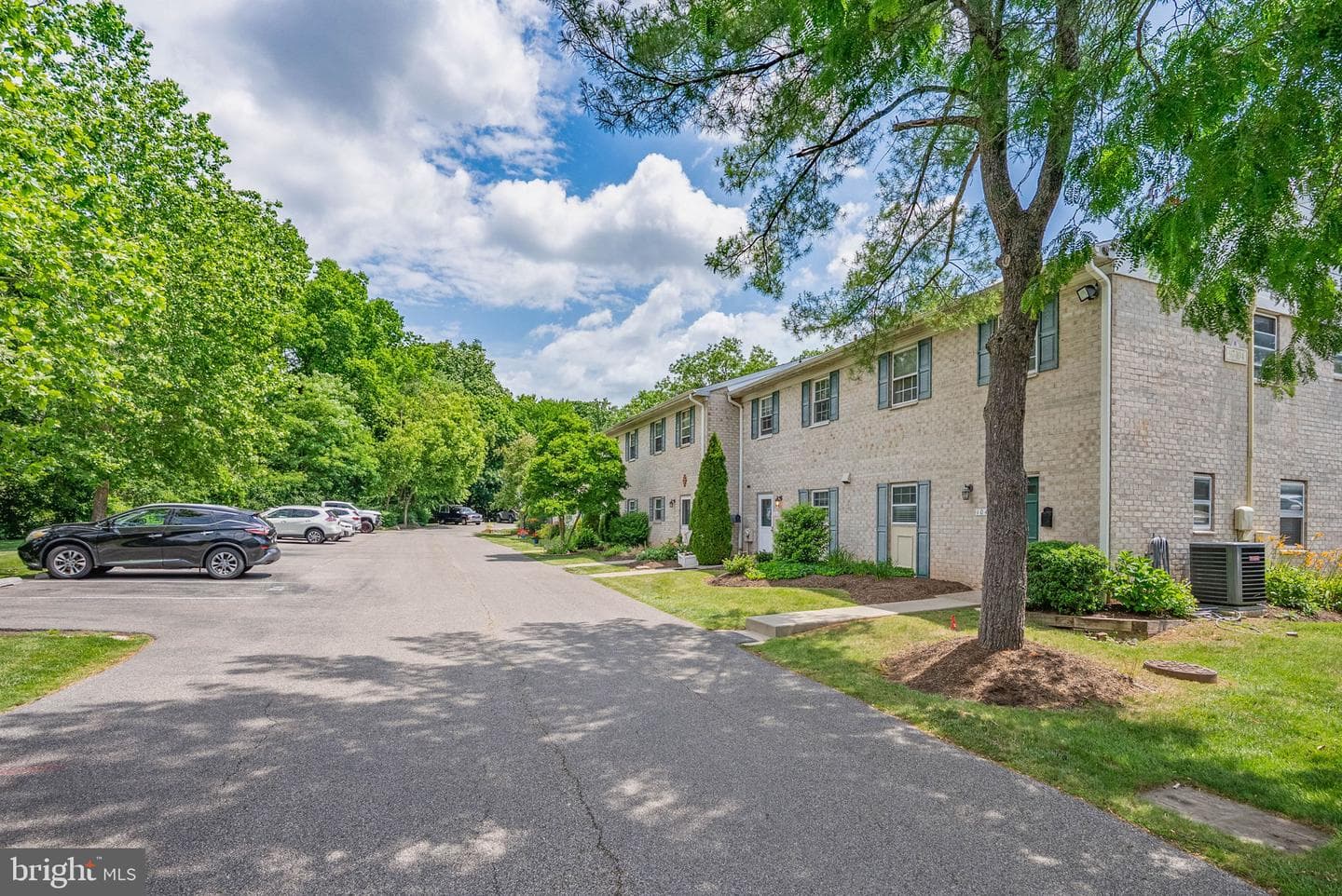 104 Hampstead Drive photo 3