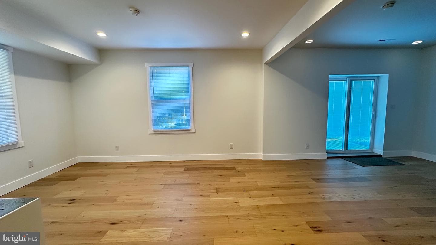 1700 Beech Avenue photo 36