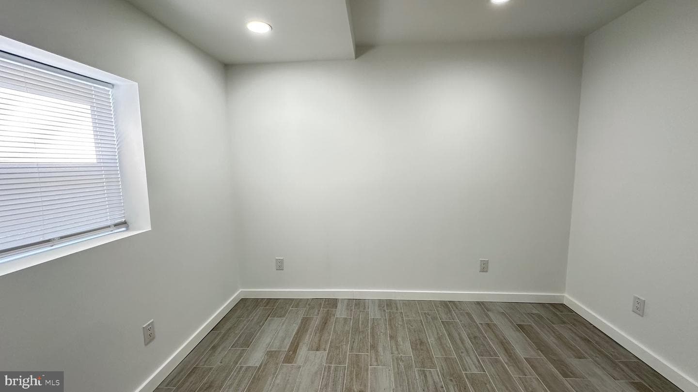 1700 Beech Avenue photo 45