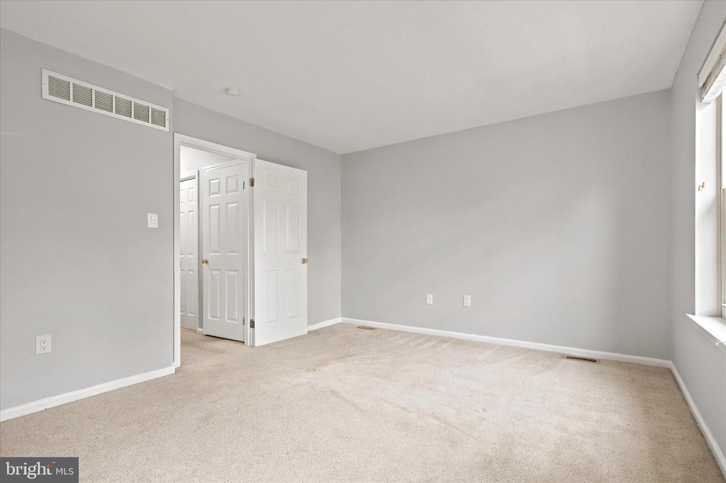 700 Farmington Avenue #4 photo 12