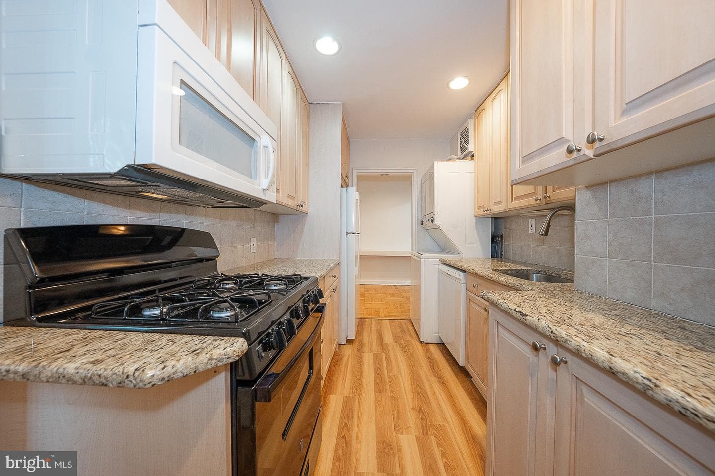 40 Old Lancaster Road #103 photo 14