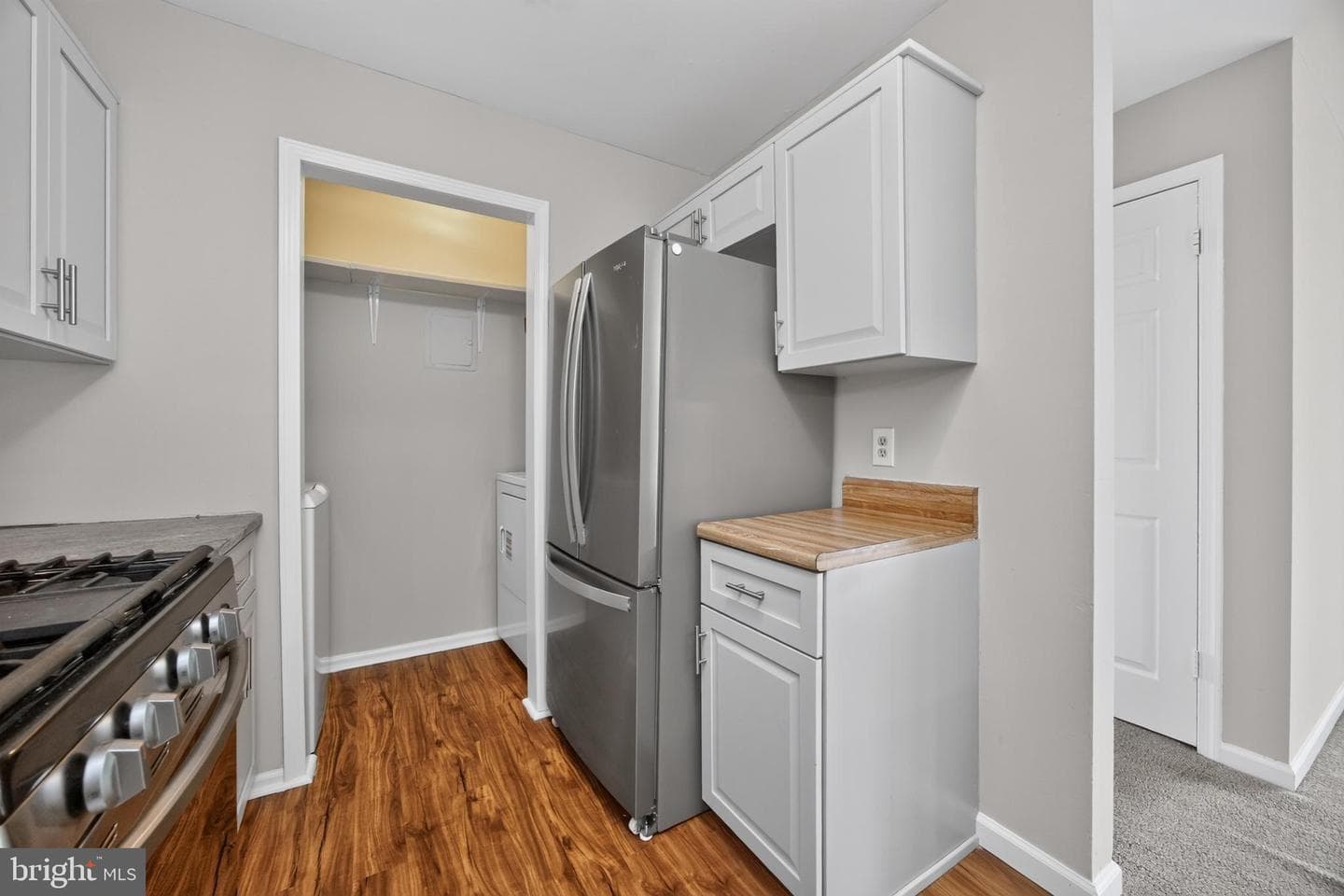 1016 Dogwood Court photo 11