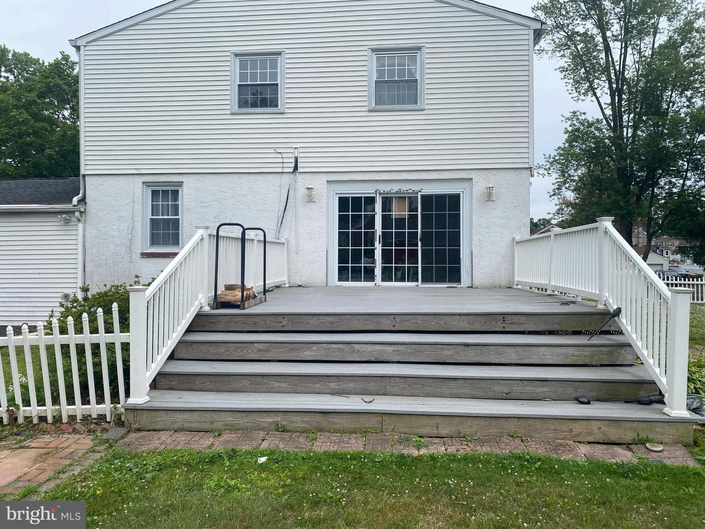1380 Bernard Avenue photo 24