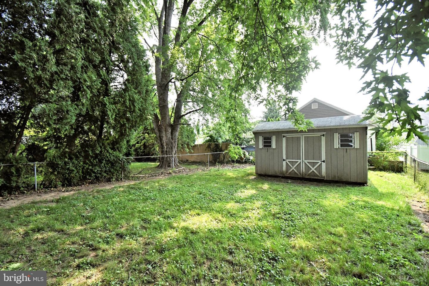 56 Jefferson photo 37