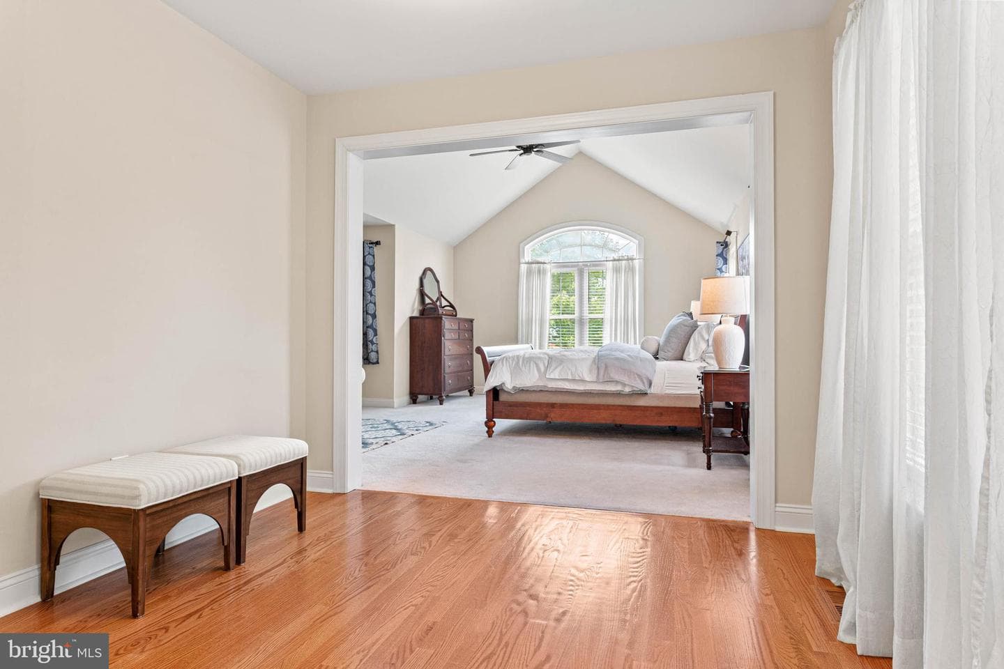 124 Carriage Court photo 15