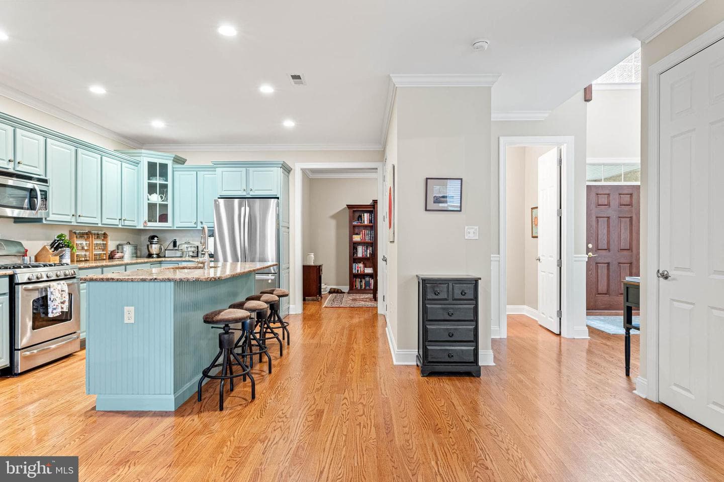 124 Carriage Court photo 6