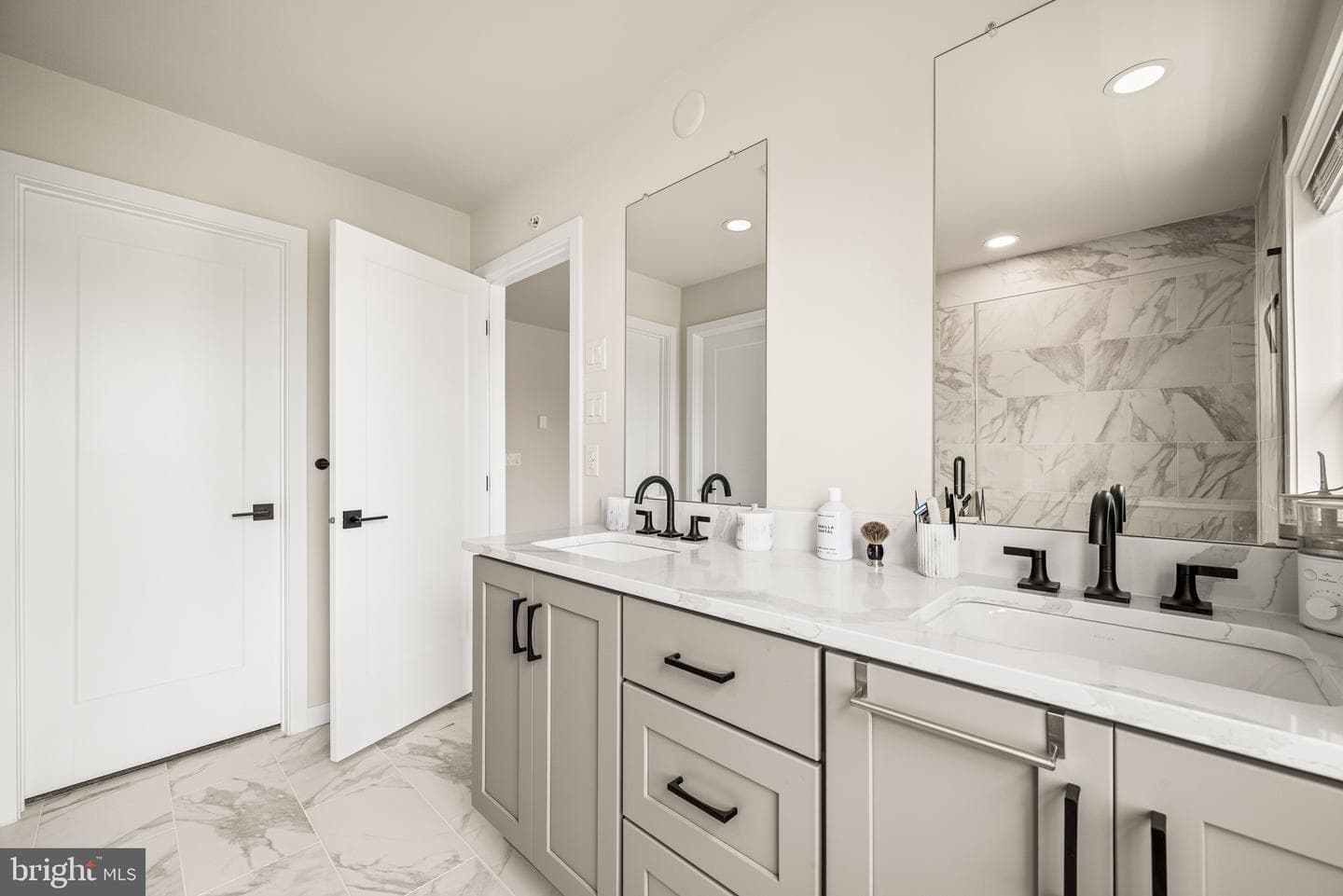 352 Aspen Way photo 15