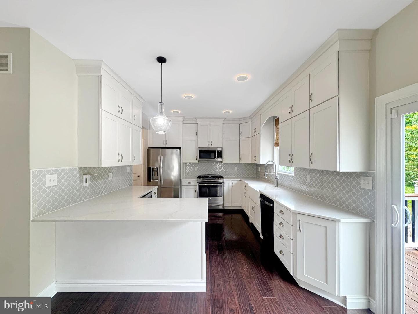 296 Masters Drive photo 6