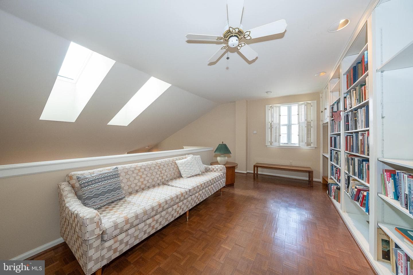 210 Glen Lane photo 35