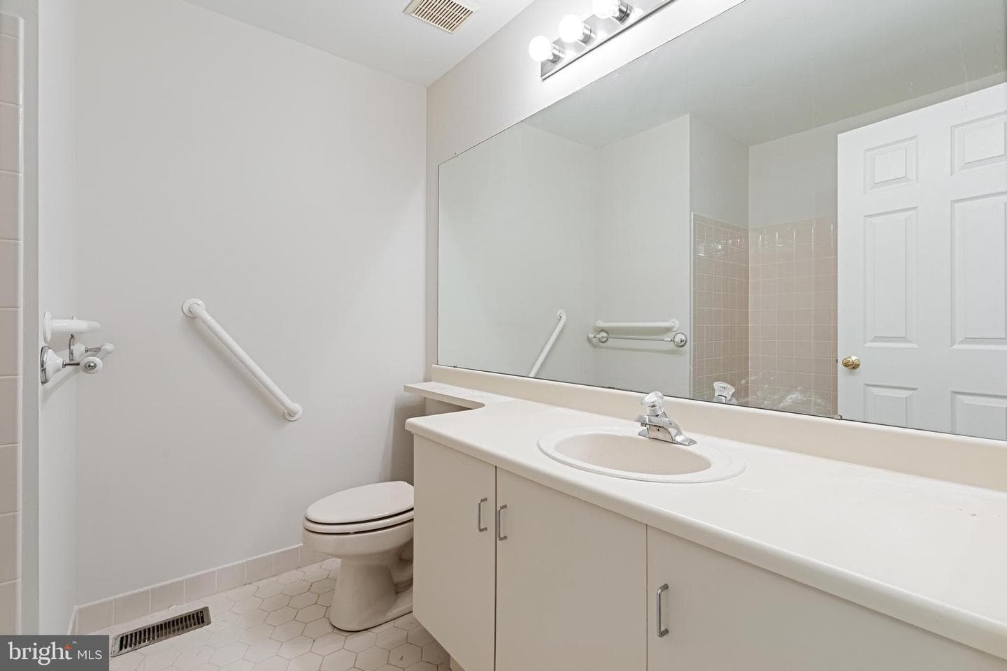 504 Pimlico Way photo 24