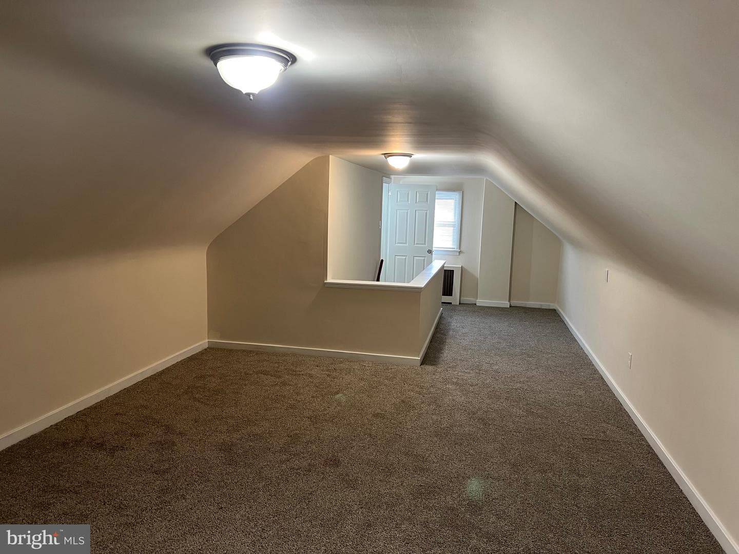 220 Glasgow Street photo 25