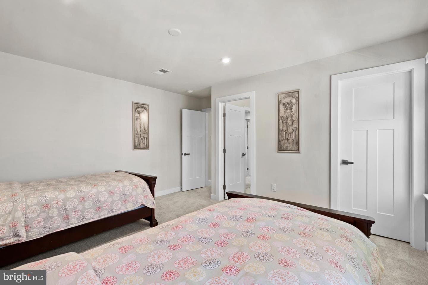 1024 Miles Court photo 37
