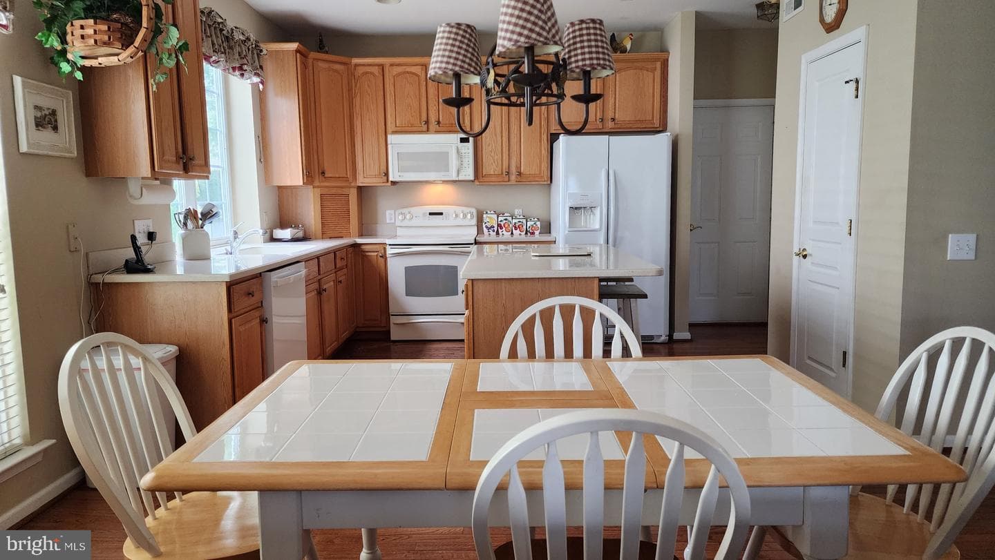750 Twining Way photo 10