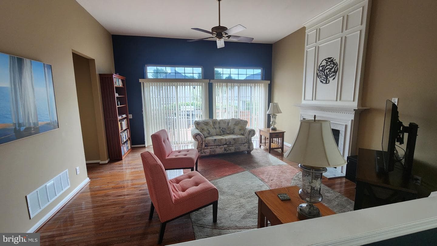 750 Twining Way photo 14