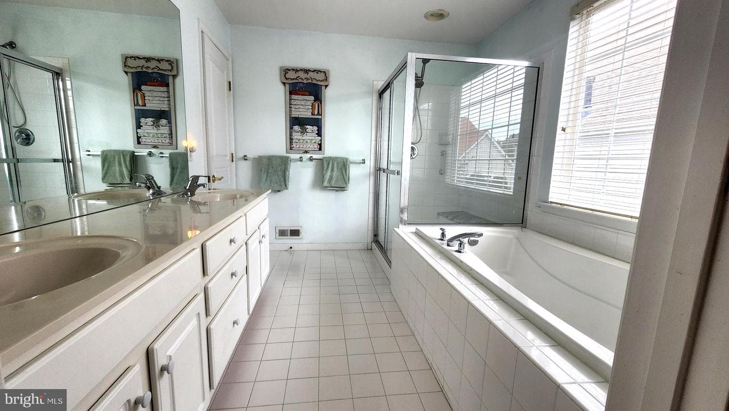 750 Twining Way photo 21