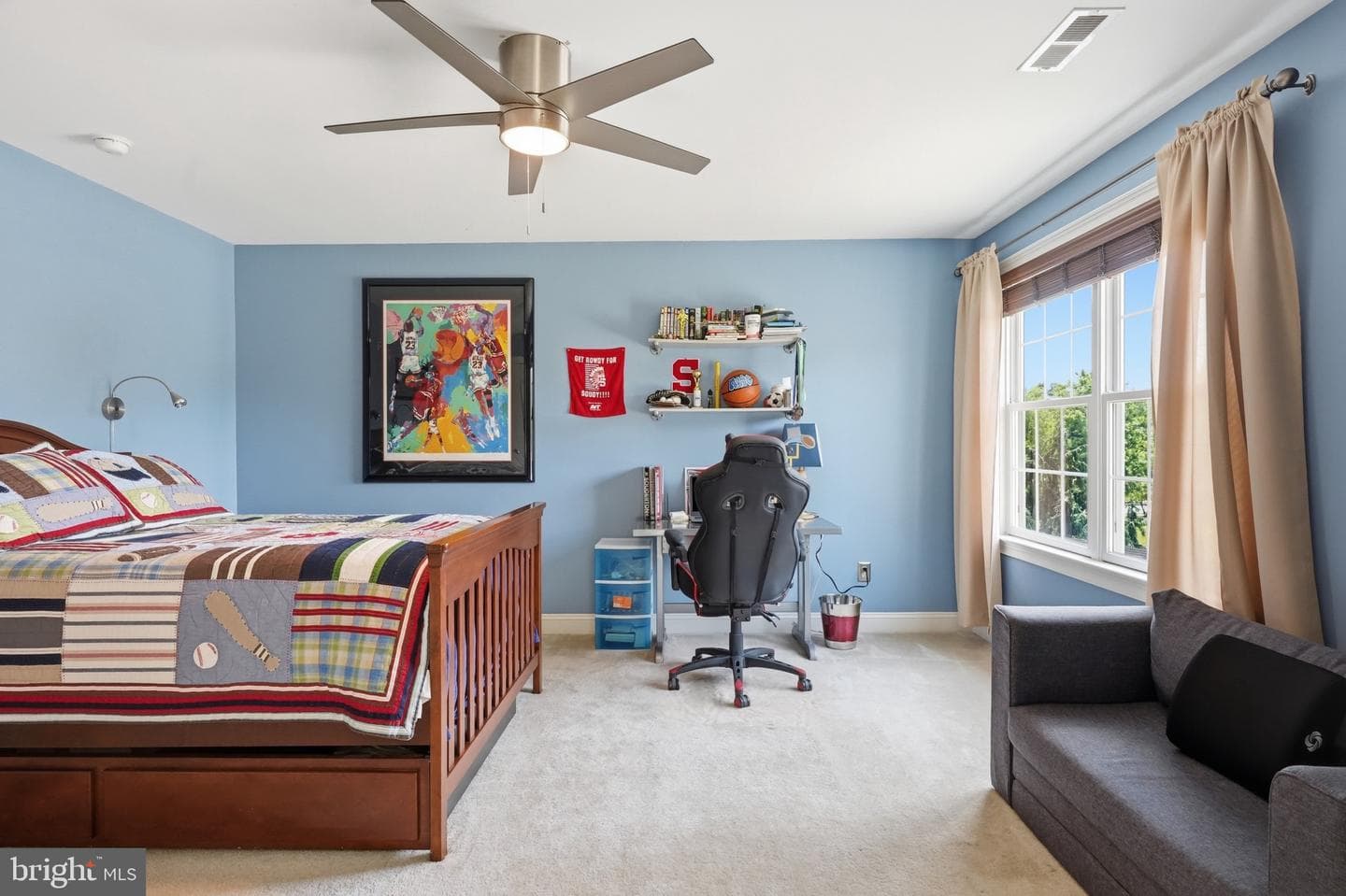 879 Ashbourne Way photo 33