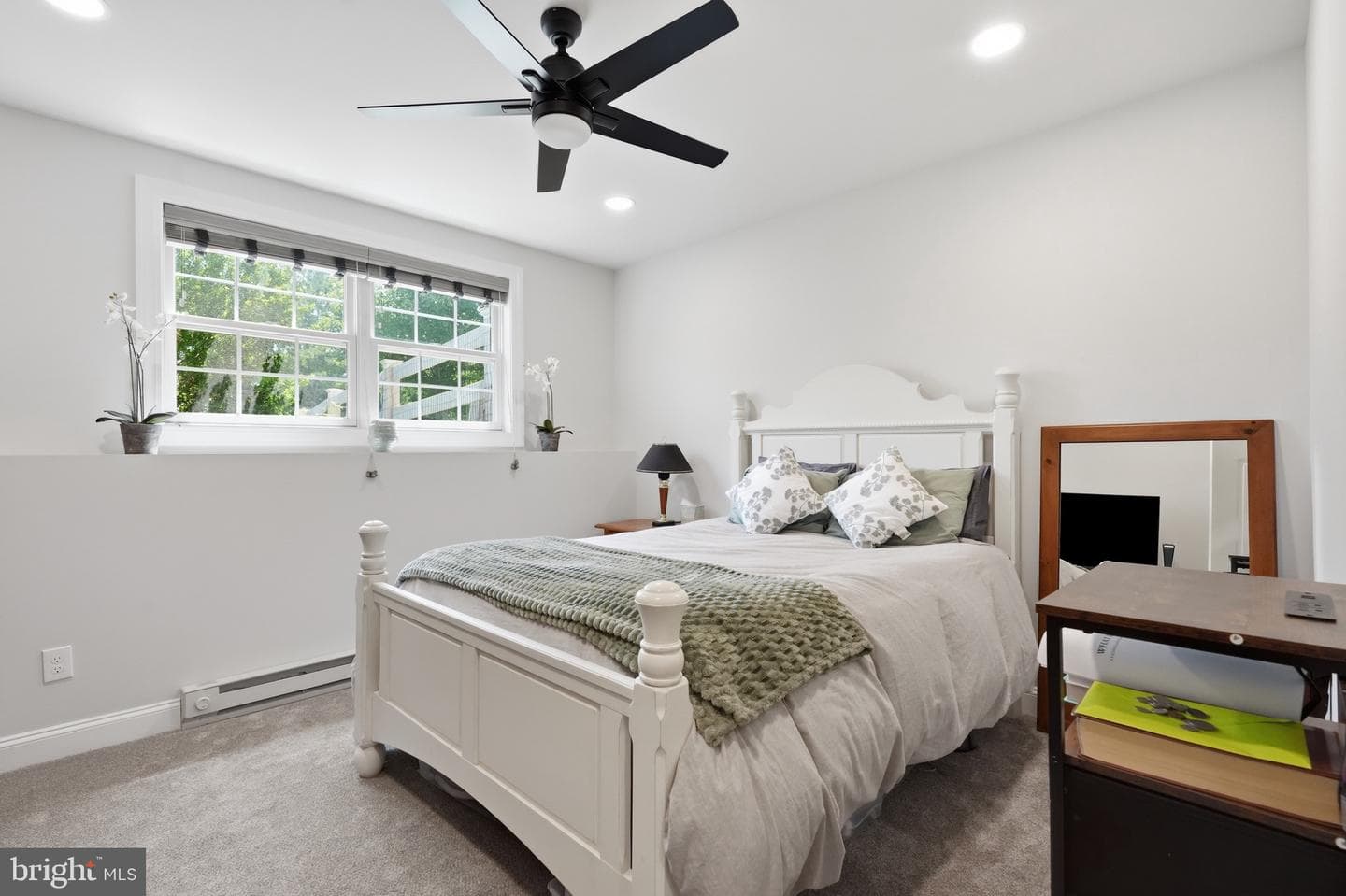 879 Ashbourne Way photo 42