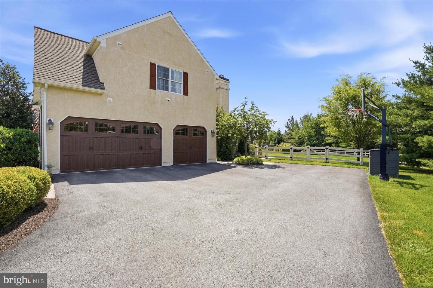 879 Ashbourne Way photo 50