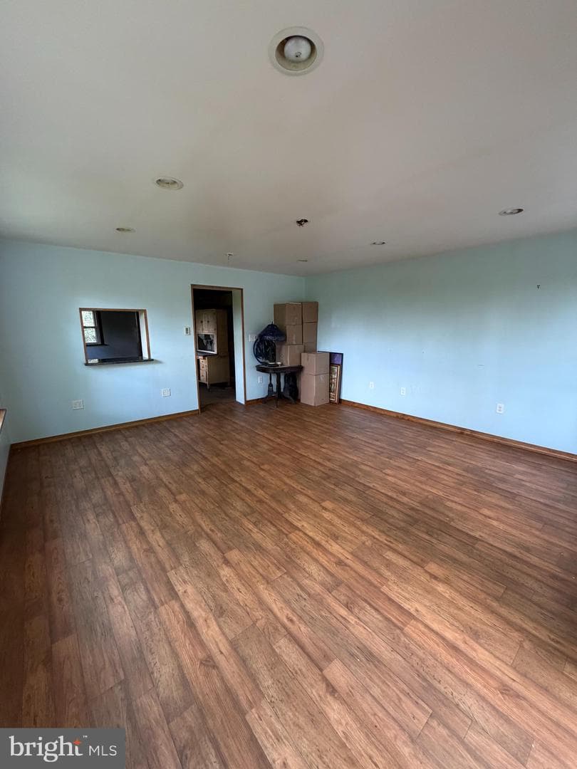 4429 Geryville Pike photo 3