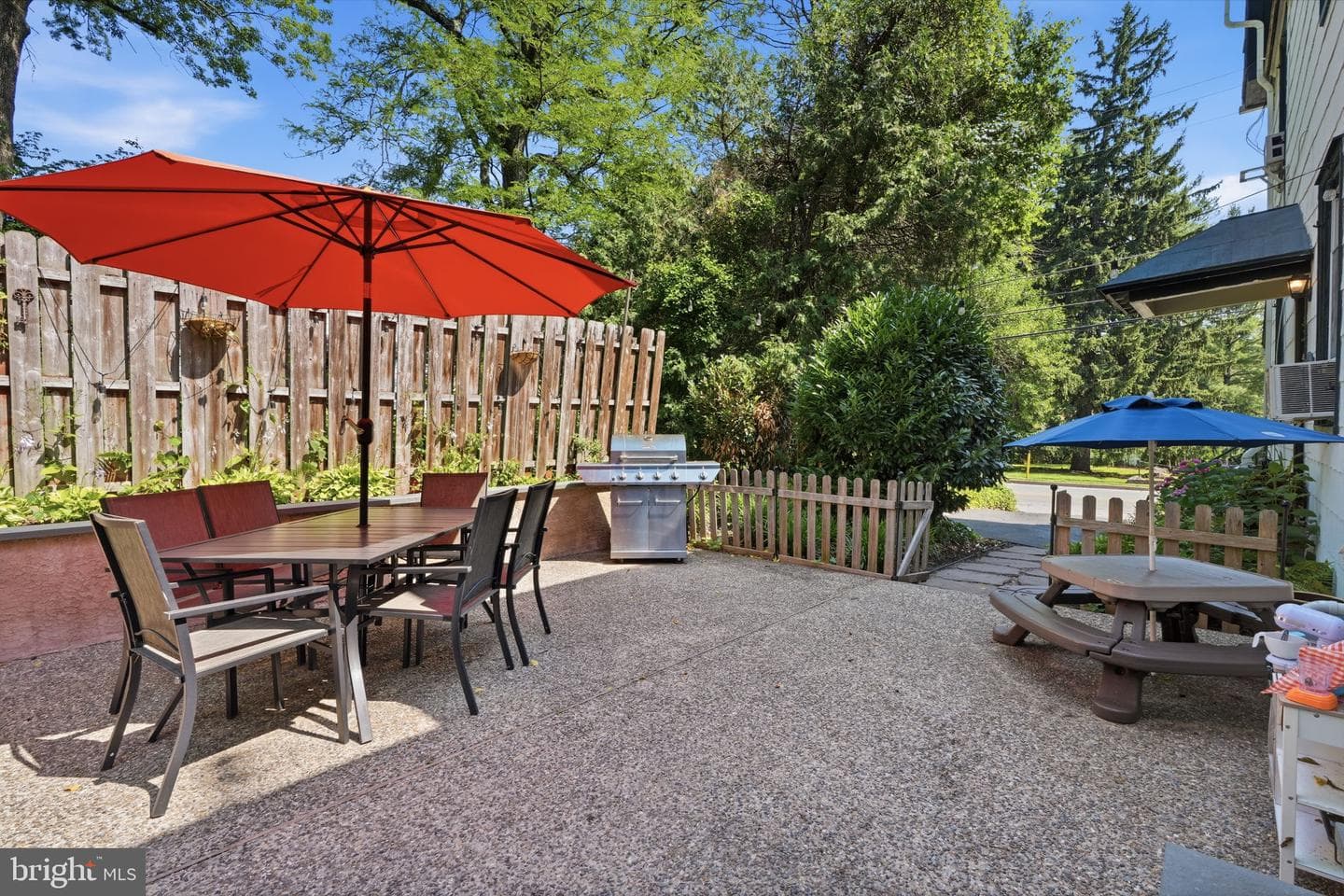 1272 Ashbourne Road photo 27