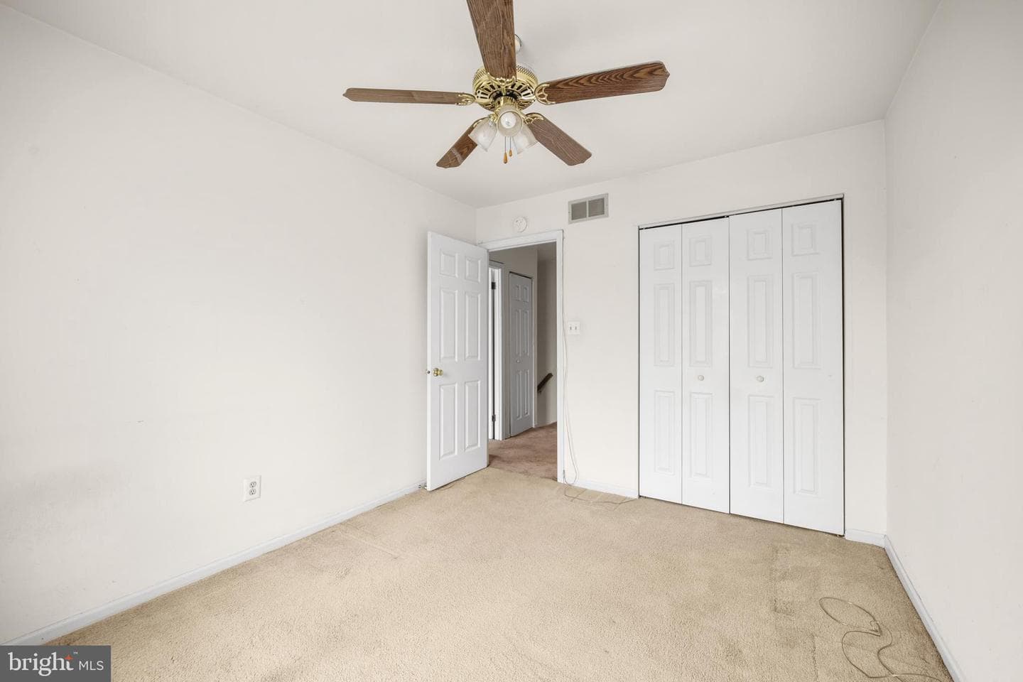 307 Wendover Drive photo 21