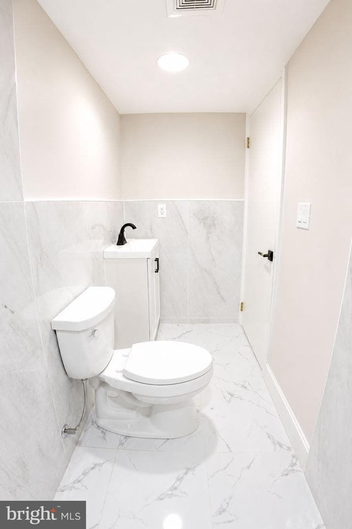 189 Hoover photo 14