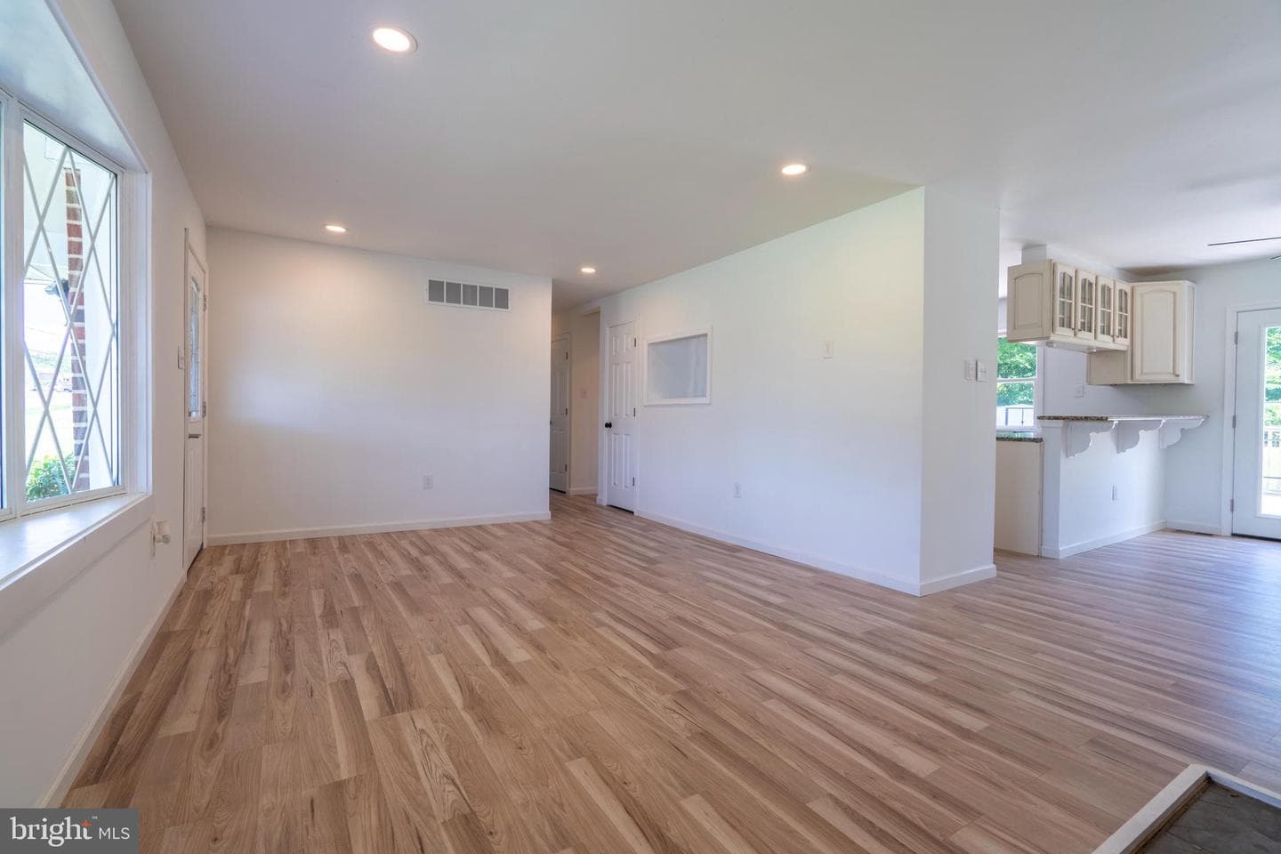 1180 Station Road photo 10