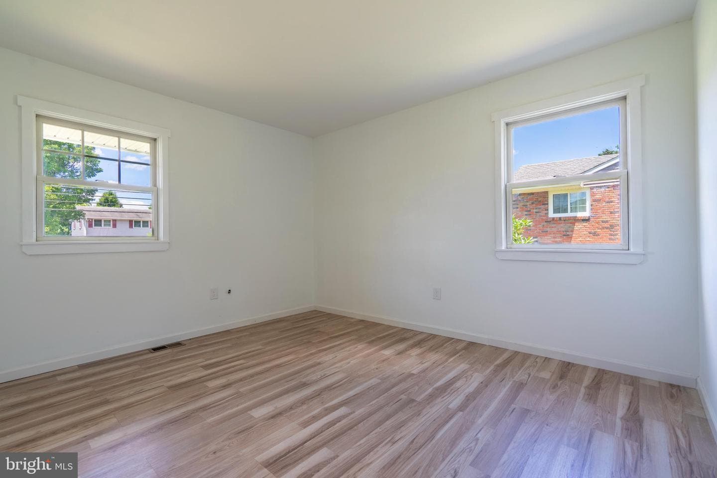 1180 Station Road photo 24