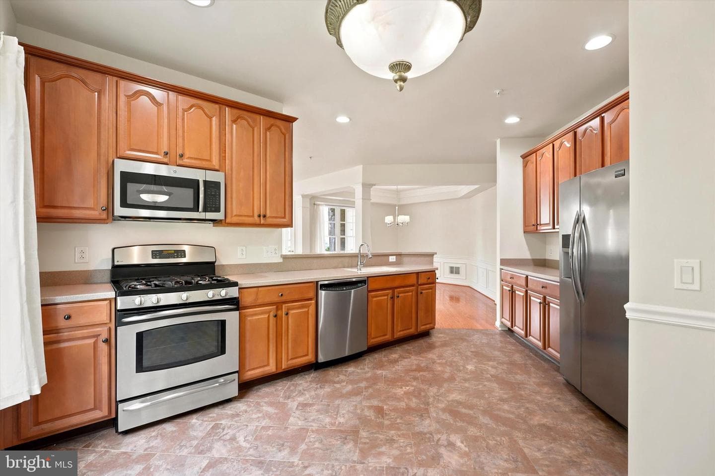1102 Lilac Court photo 6