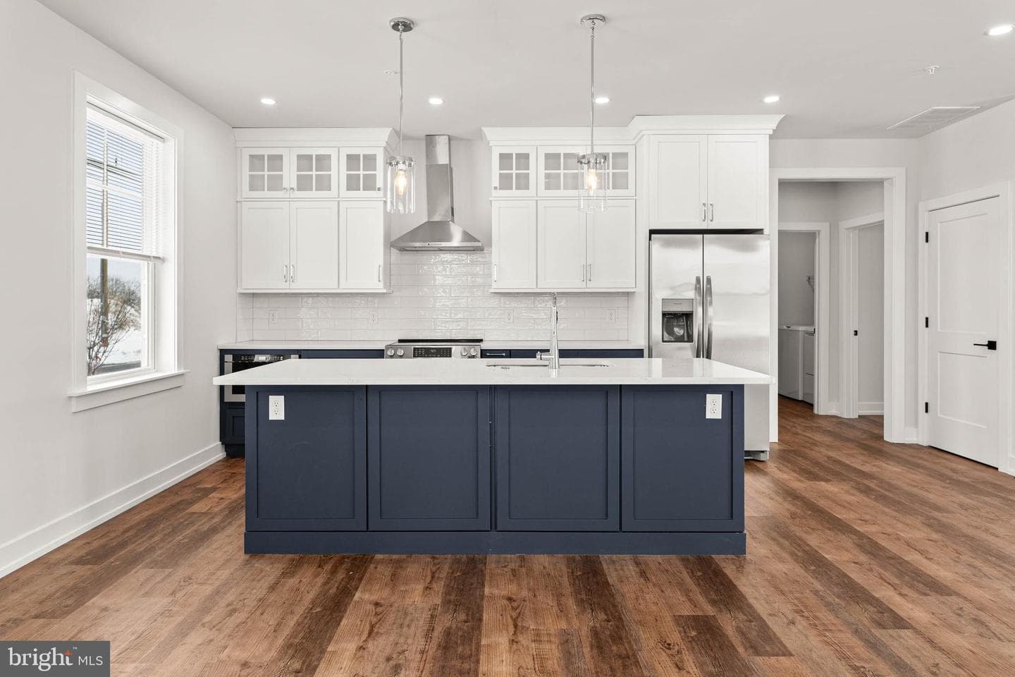 417 Isabelle Court #201 photo 5