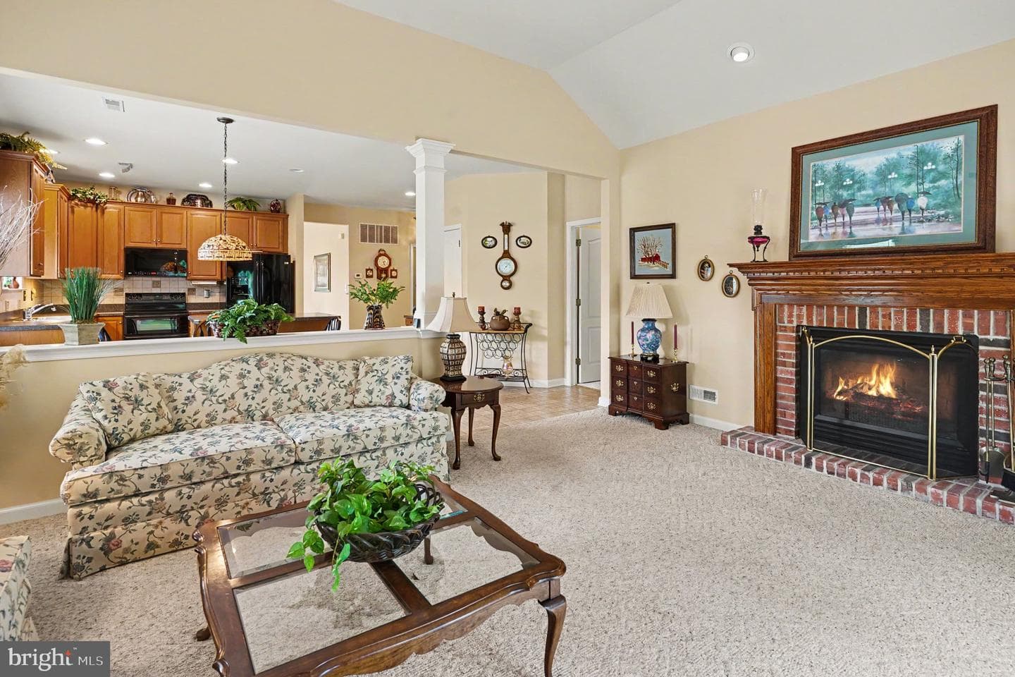 290 Kingsfield Drive photo 18