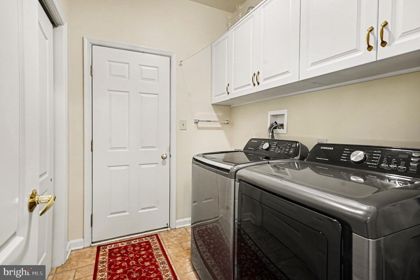 290 Kingsfield Drive photo 30