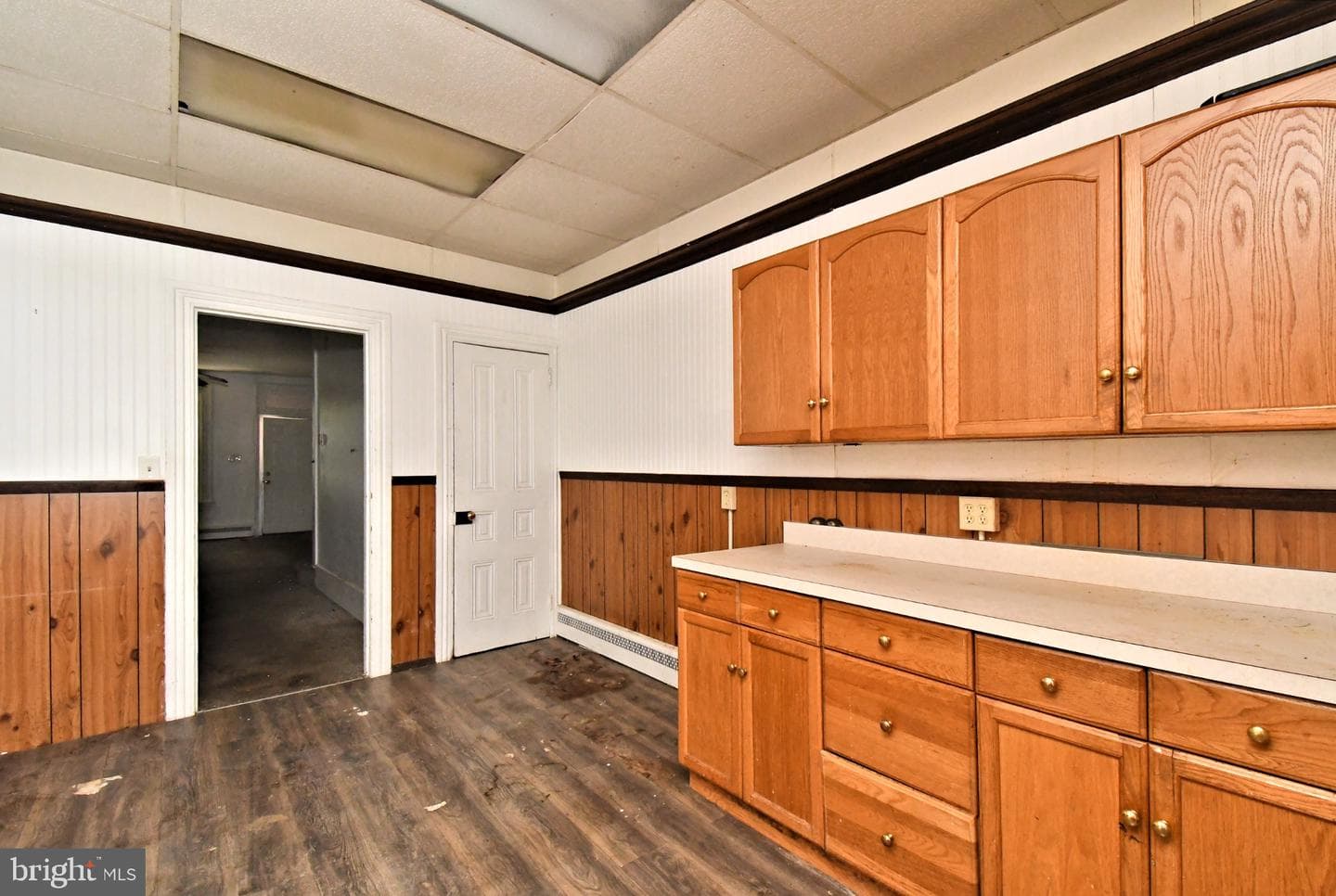 346 Walnut St photo 15