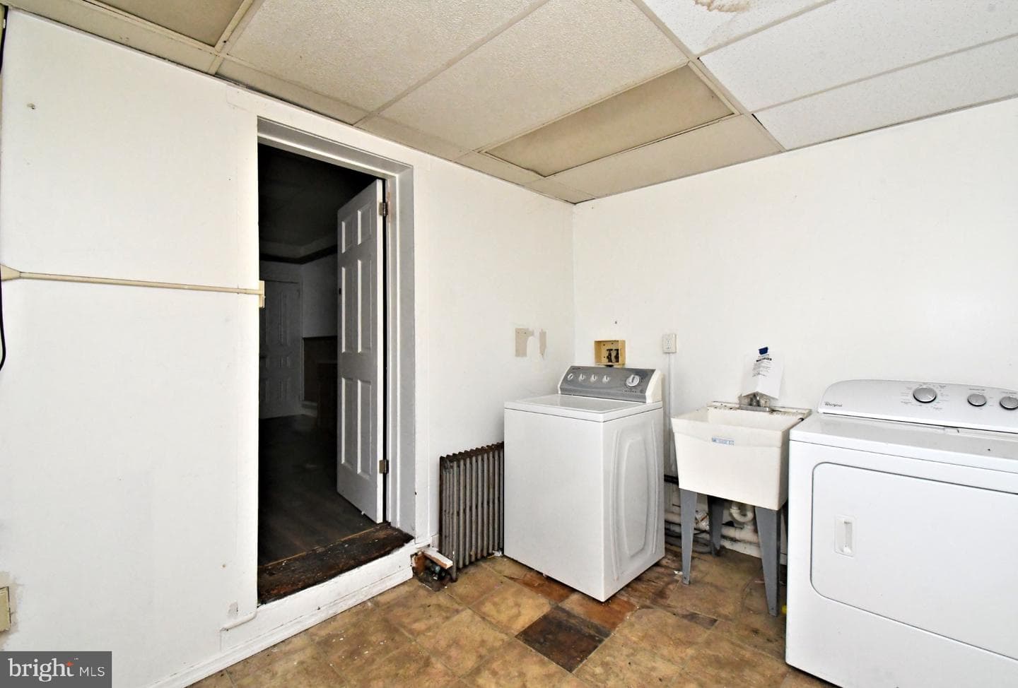 346 Walnut St photo 20